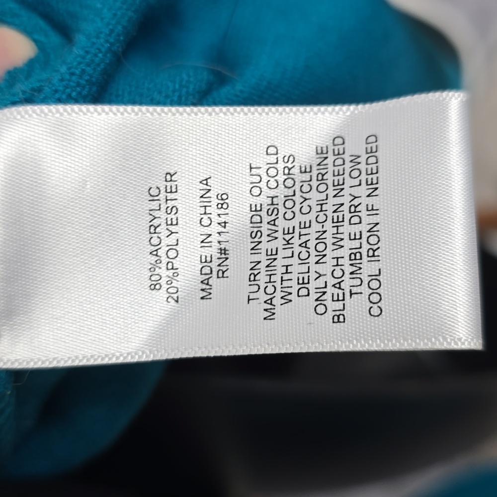 Juicy by Juicy Couture Teal Heart Logo Crew Neck Sweater - Large - Picture 10 of 10